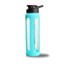 Hot Selling 700ml Silicone Sleeve Clear Glass Water Bottle with Lids